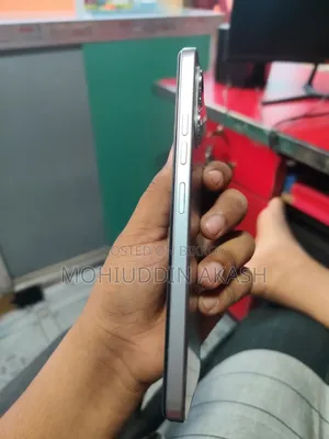 New Tecno Spark Go 64 GB Gold
