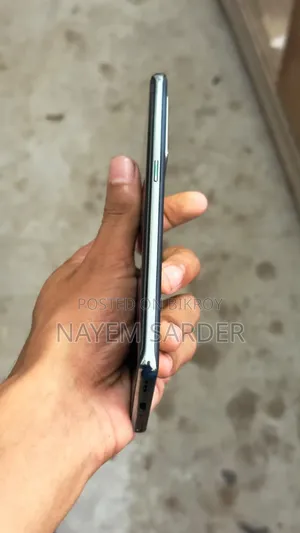 অপো রেনো ৬ প্রো প্লাস ৫জি ২৫৬ জিবি কমলা