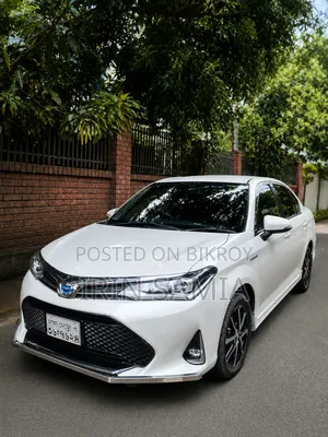 Toyota Axio Hybrid WXB 2018 Pearl White
