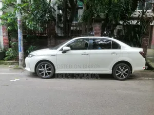 Toyota Axio Hybrid WXB 2018 Pearl White
