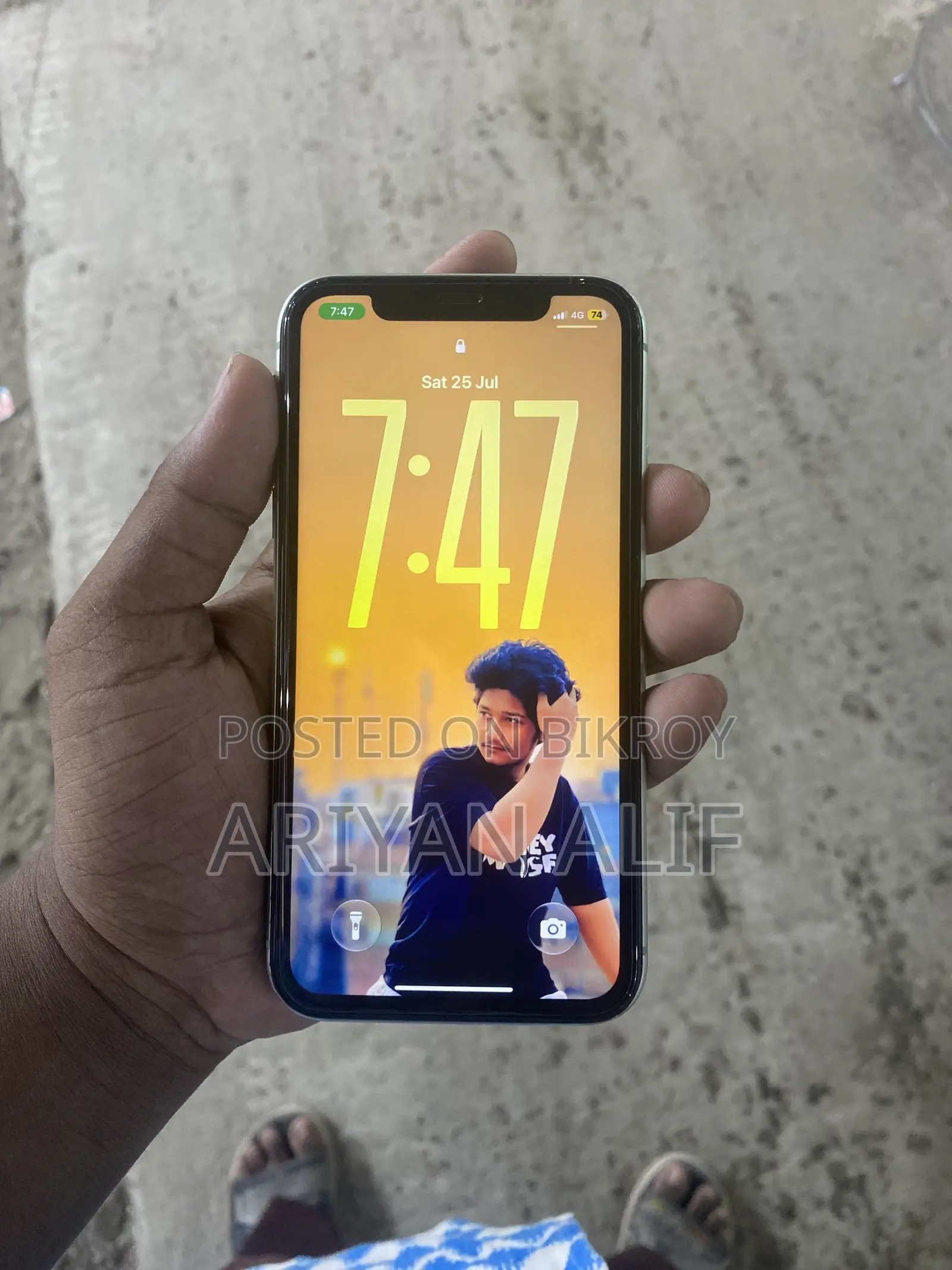 অ্যাপল আইফোন ১১ ৬৪ জিবি