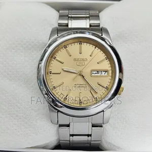 Vintage Seiko 5 Automatic Watch Men's Watch 21 Jewels ( JAPAN)