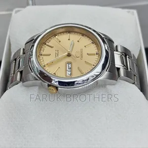 Vintage Seiko 5 Automatic Watch Men's Watch 21 Jewels ( JAPAN)