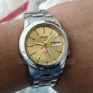 Vintage Seiko 5 Automatic Watch Men's Watch 21 Jewels ( JAPAN)