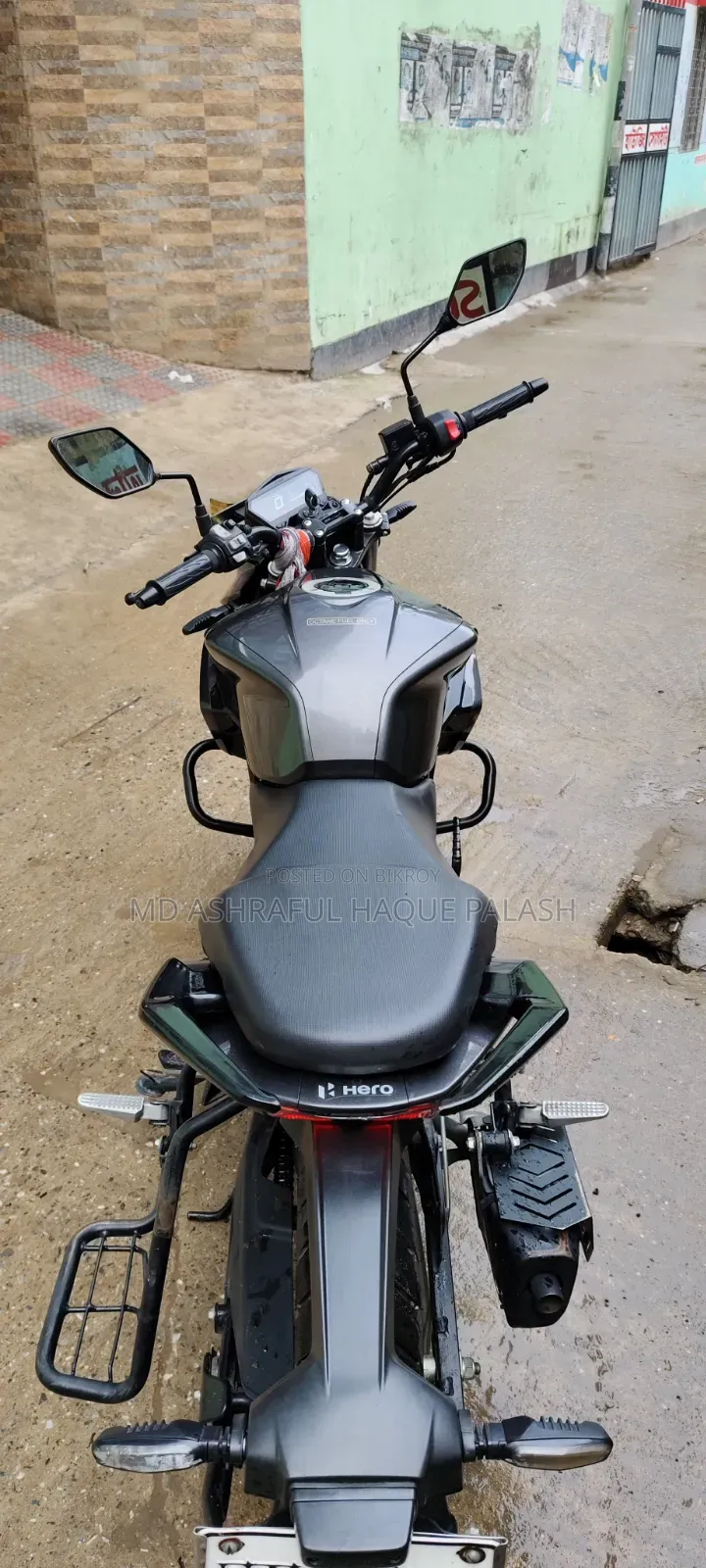 Hero Xtreme 125R 2025 Black
