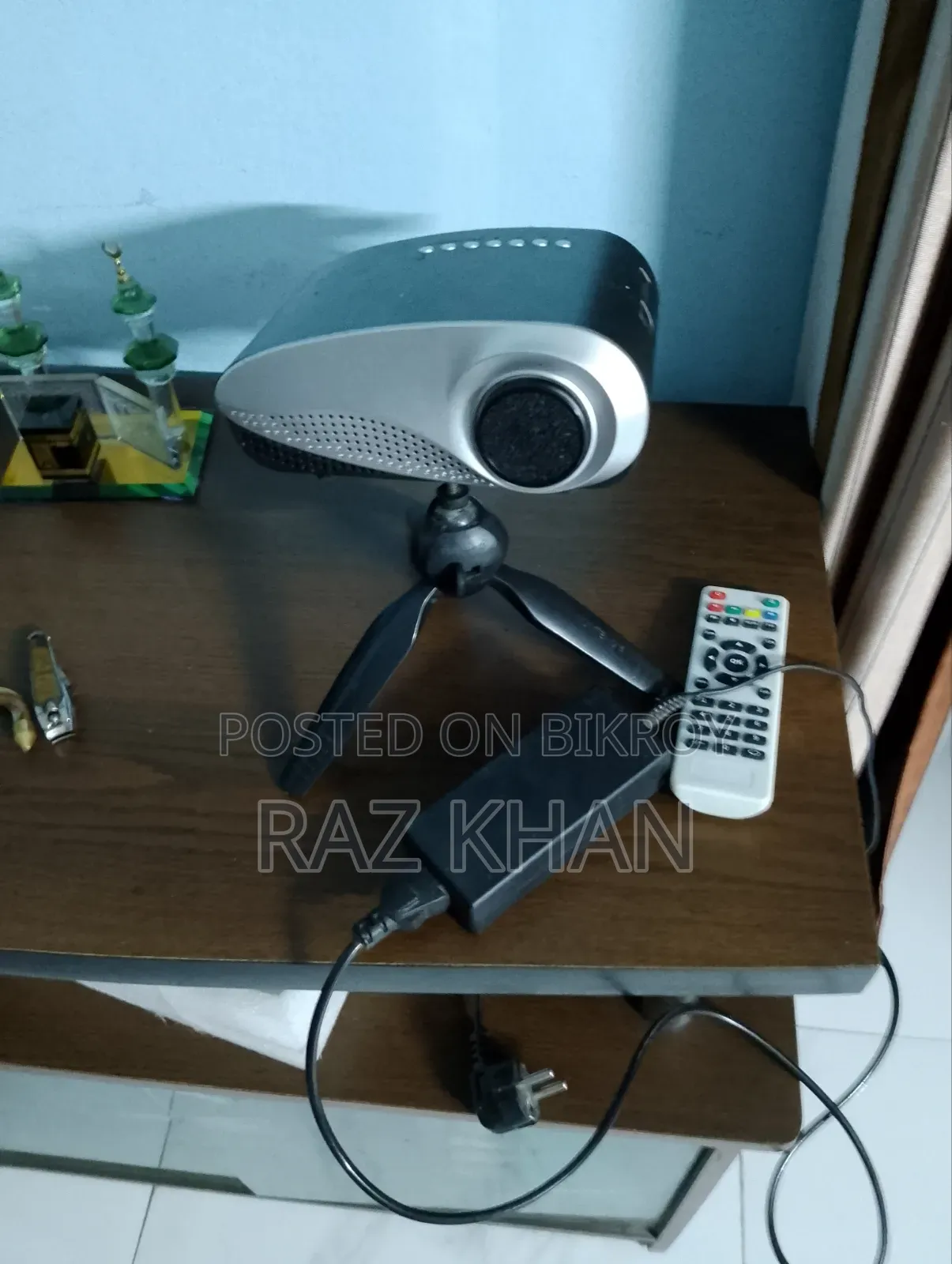 প্রজেক্টর এইচডি
