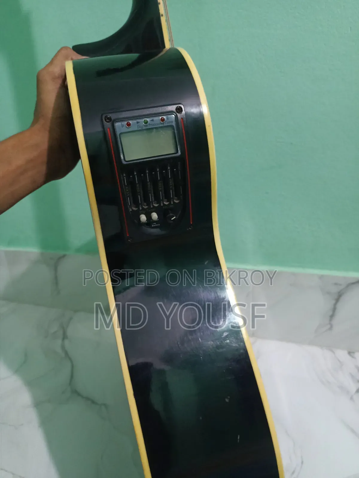 আকৌস্টিক গিটার