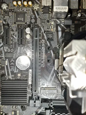 Desktop Computer Gigabyte GB-BKi3A-7100 8GB Intel Core I3 HDD+SSD 1T