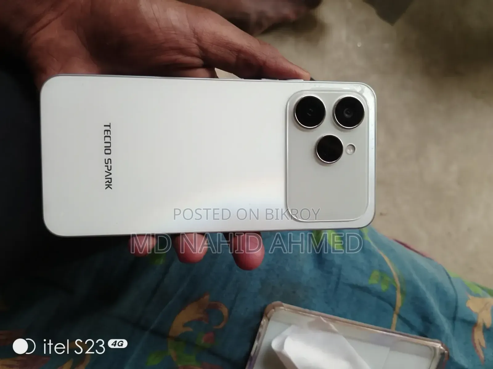 Tecno Spark 40 128 GB Silver