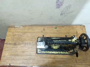 Singer Sewing Machine