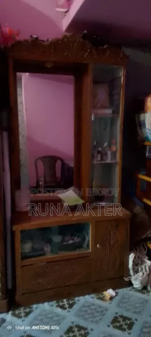 Almirah + Dressing Table