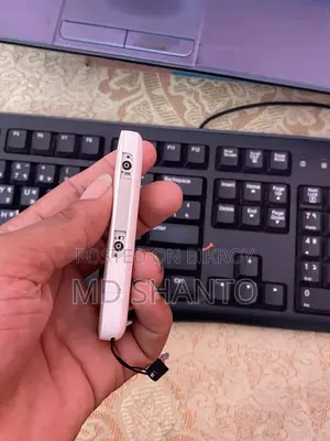 হুয়াওয়ে E3372h-153 4G LTE USB 150mbps মডেম মাইক্রো-এসডি কার্ড স্লট সহ