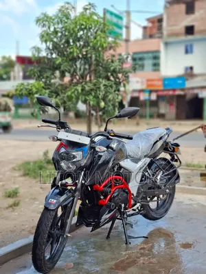 TVS Apache RTR 160 4V 2026 Black
