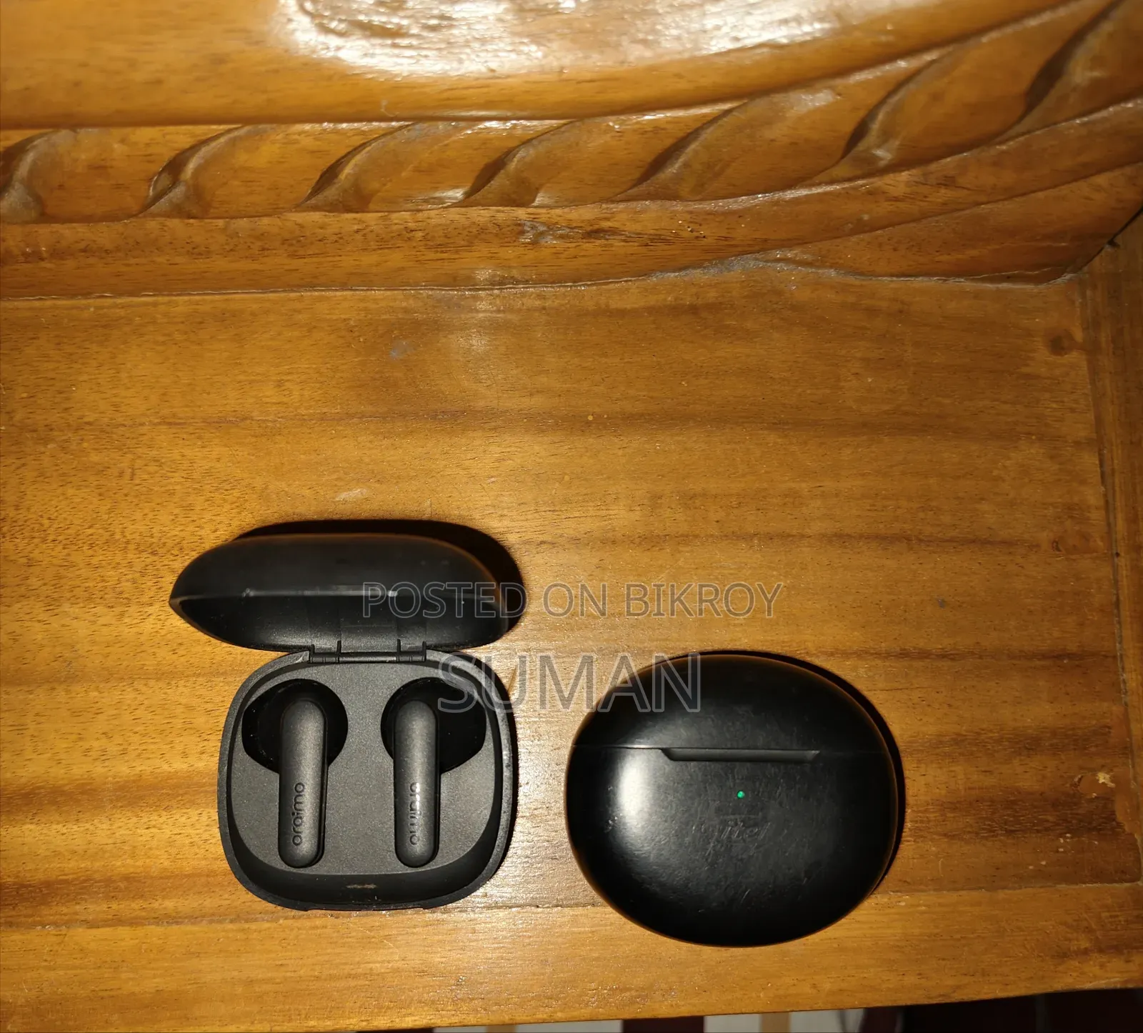 2 Bluetooth Earbuds,