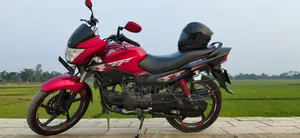 Hero Glamour 2022 Red