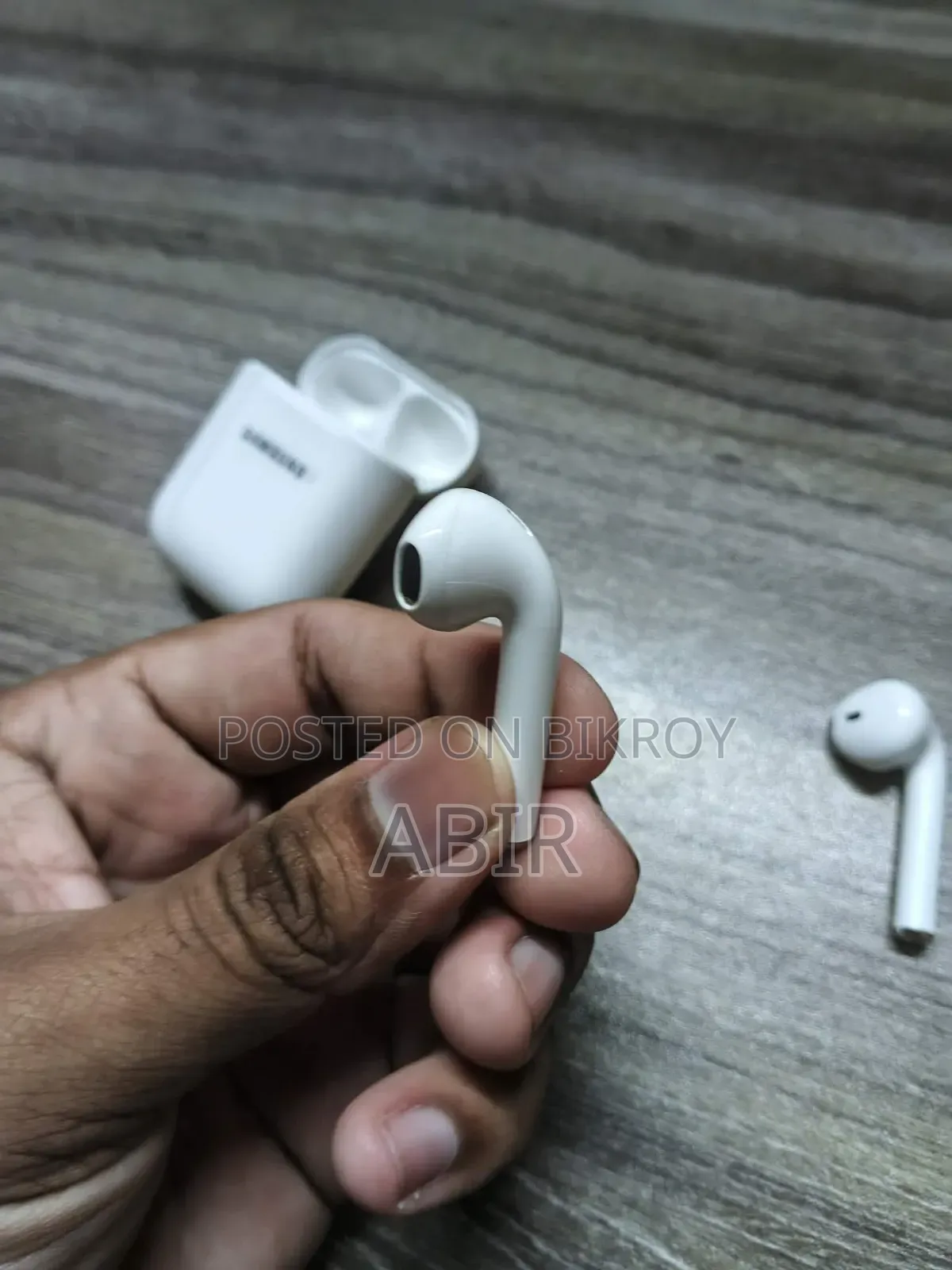 স্যামসাং এয়ারপডস