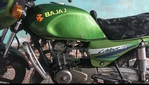 Bajaj 2002 Green