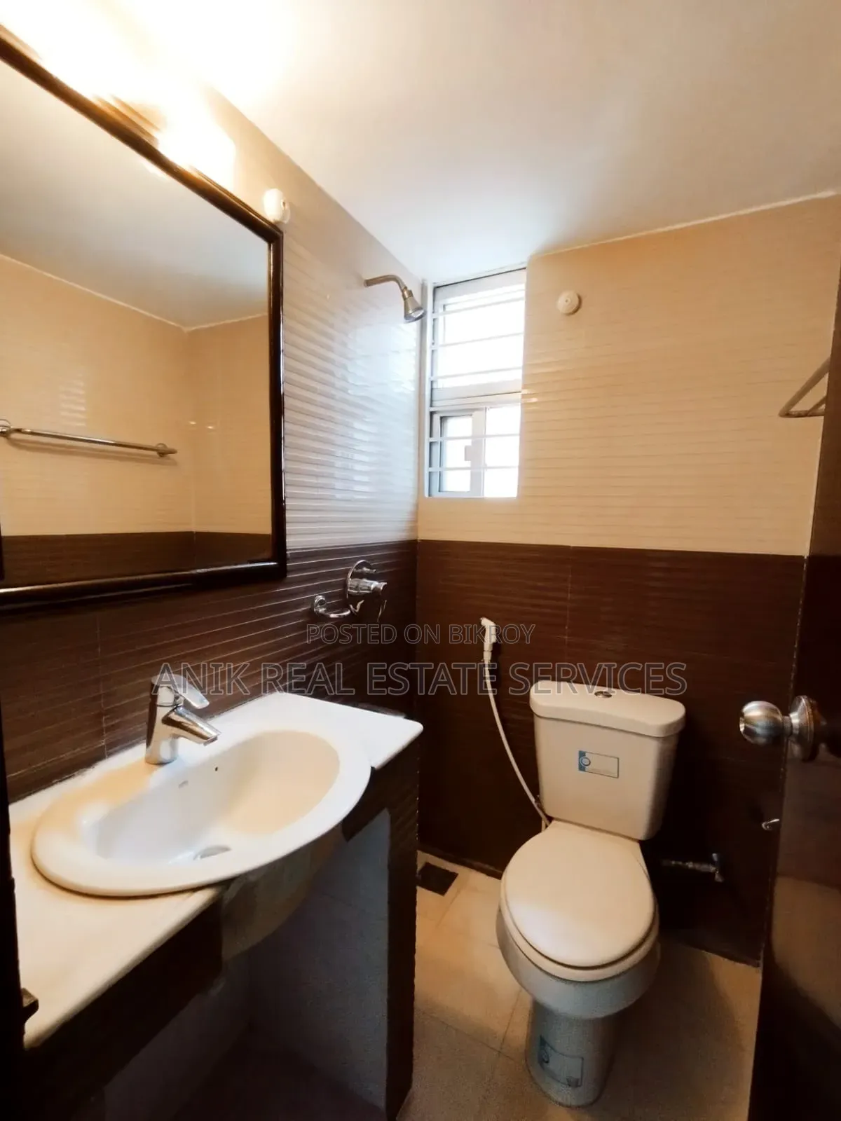 4 Bedroom Apartment in Anik Real Estate, Gulshan for Rent