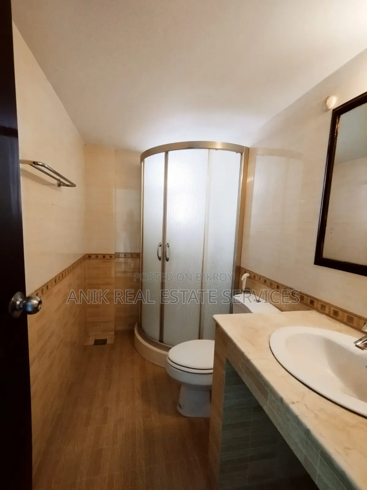 4 Bedroom Apartment in Anik Real Estate, Gulshan for Rent