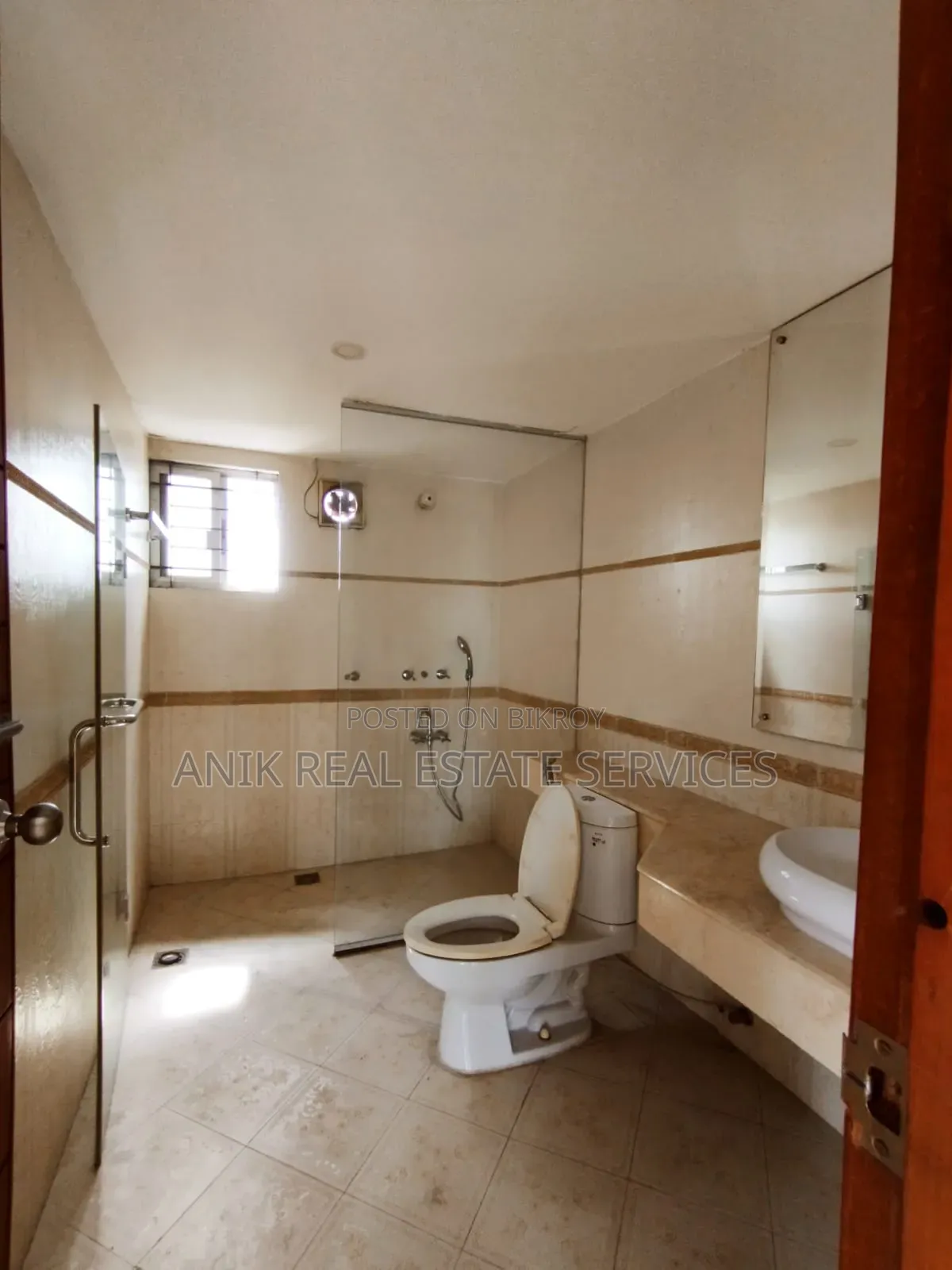 4 Bedroom Apartment in Anik Real Estate, Gulshan for Rent