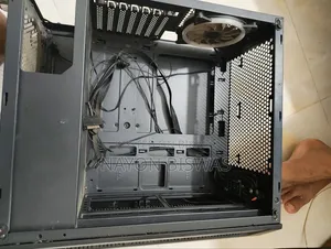 Used Evolur Gaming PC Casing - (Only casing will be sold) RGB Light