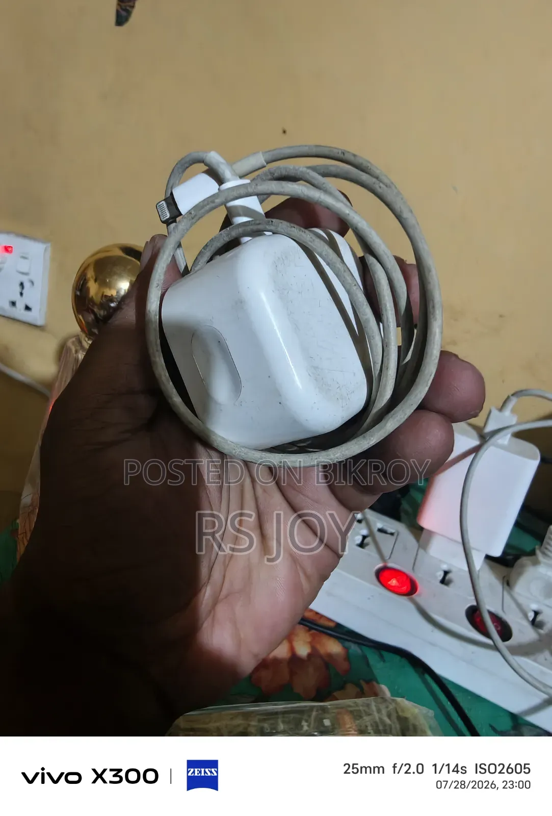 Apple Original 14 Pro Max Charger