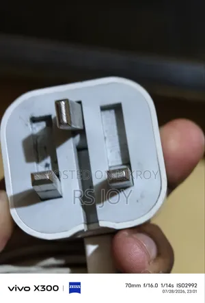 Apple Original 14 Pro Max Charger