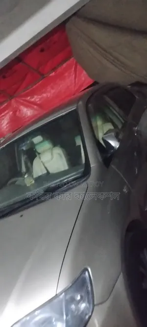 টয়োটা করোল্লা ২০০৪ বেইজ
