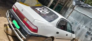 টয়োটা করোল্লা ২০০৪ ব্লু