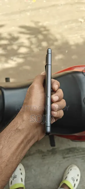 গুগল পিক্সেল ৭ ১২৮ জিবি ব্ল্যাক
