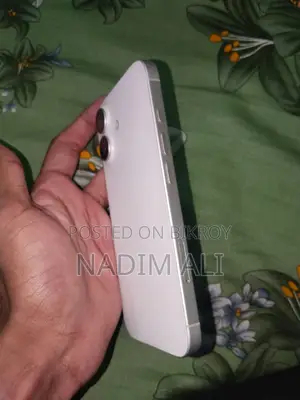 Apple iPhone 16 128 GB White