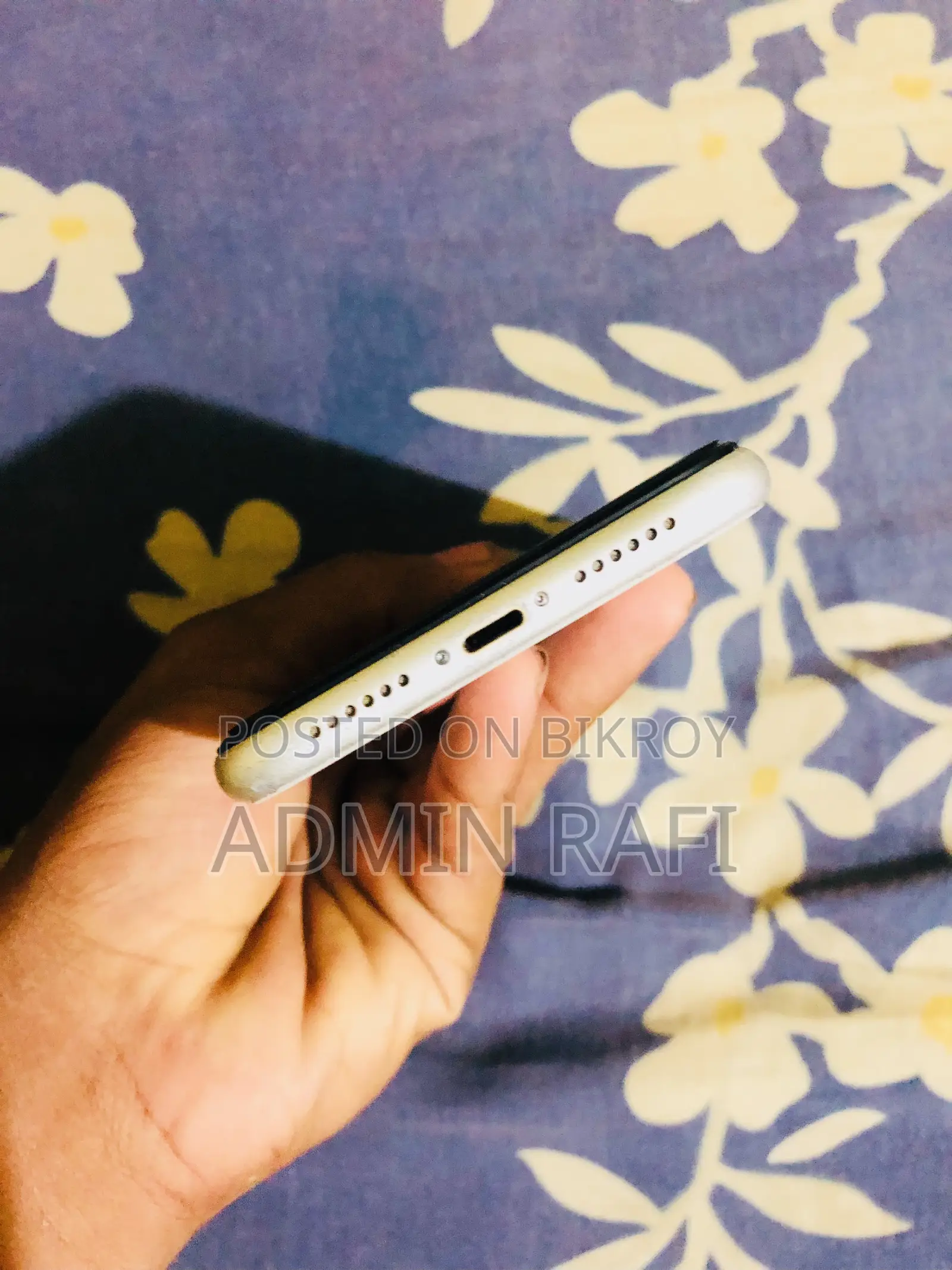 Apple iPhone 11 64 GB White