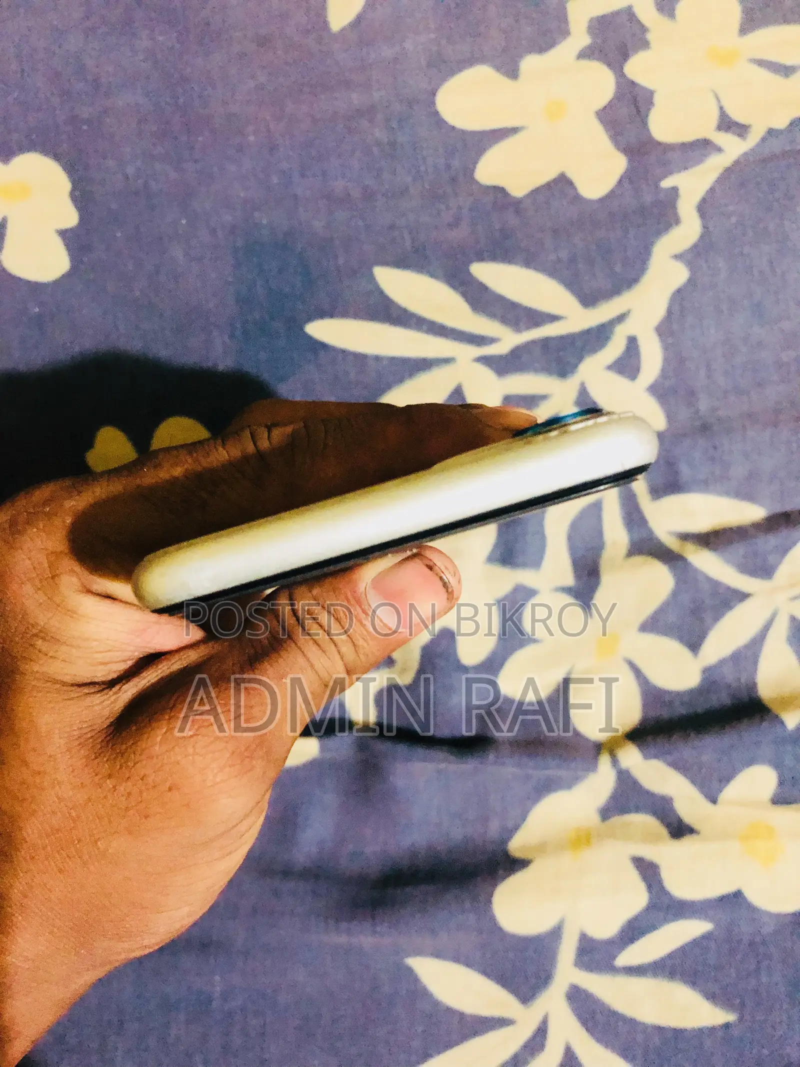 Apple iPhone 11 64 GB White