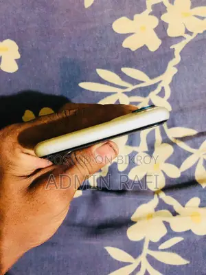 Apple iPhone 11 64 GB White
