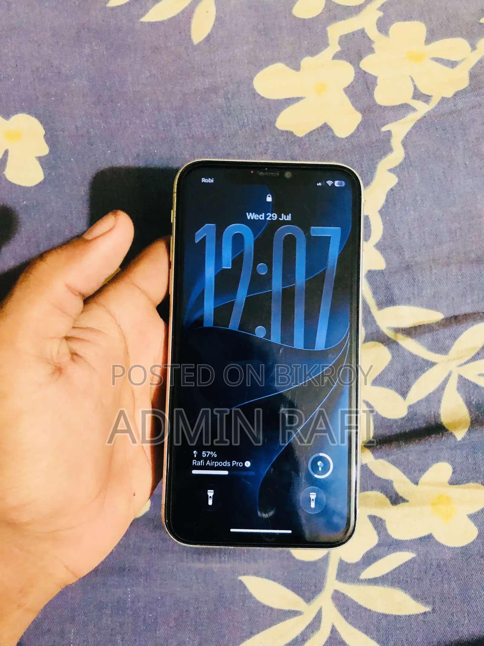 Apple iPhone 11 64 GB White