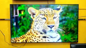 🔥Samsung 65"Inche Smart QLED 4K Framless Voice Control TV