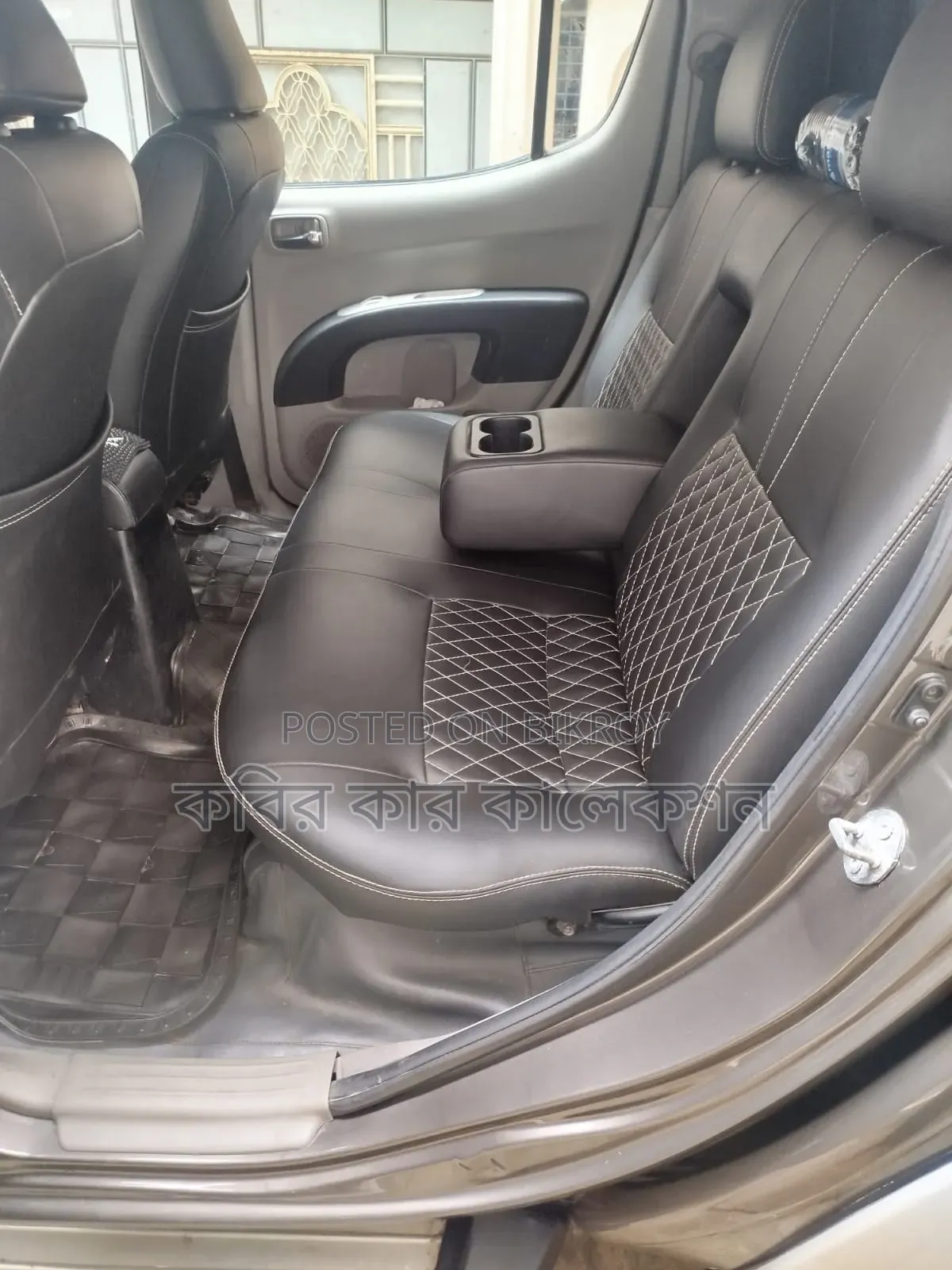 Mitsubishi L200 2010 Gray