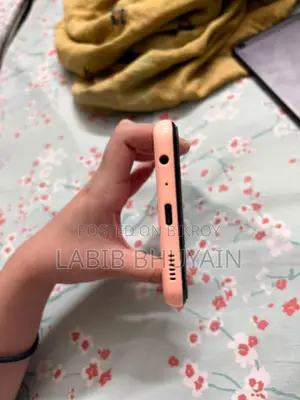 Samsung Galaxy A13 (SM-A137) 128 GB Orange