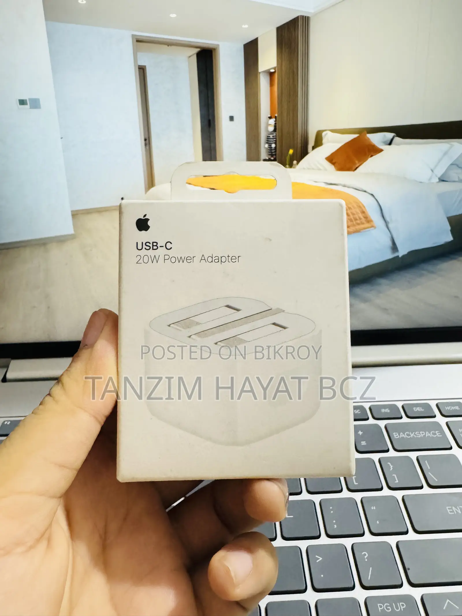 Original Apple 20W USB-C Power Adapter