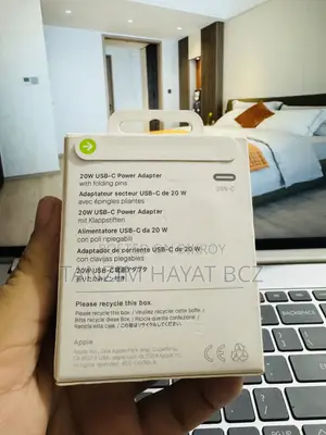 Original Apple 20W USB-C Power Adapter