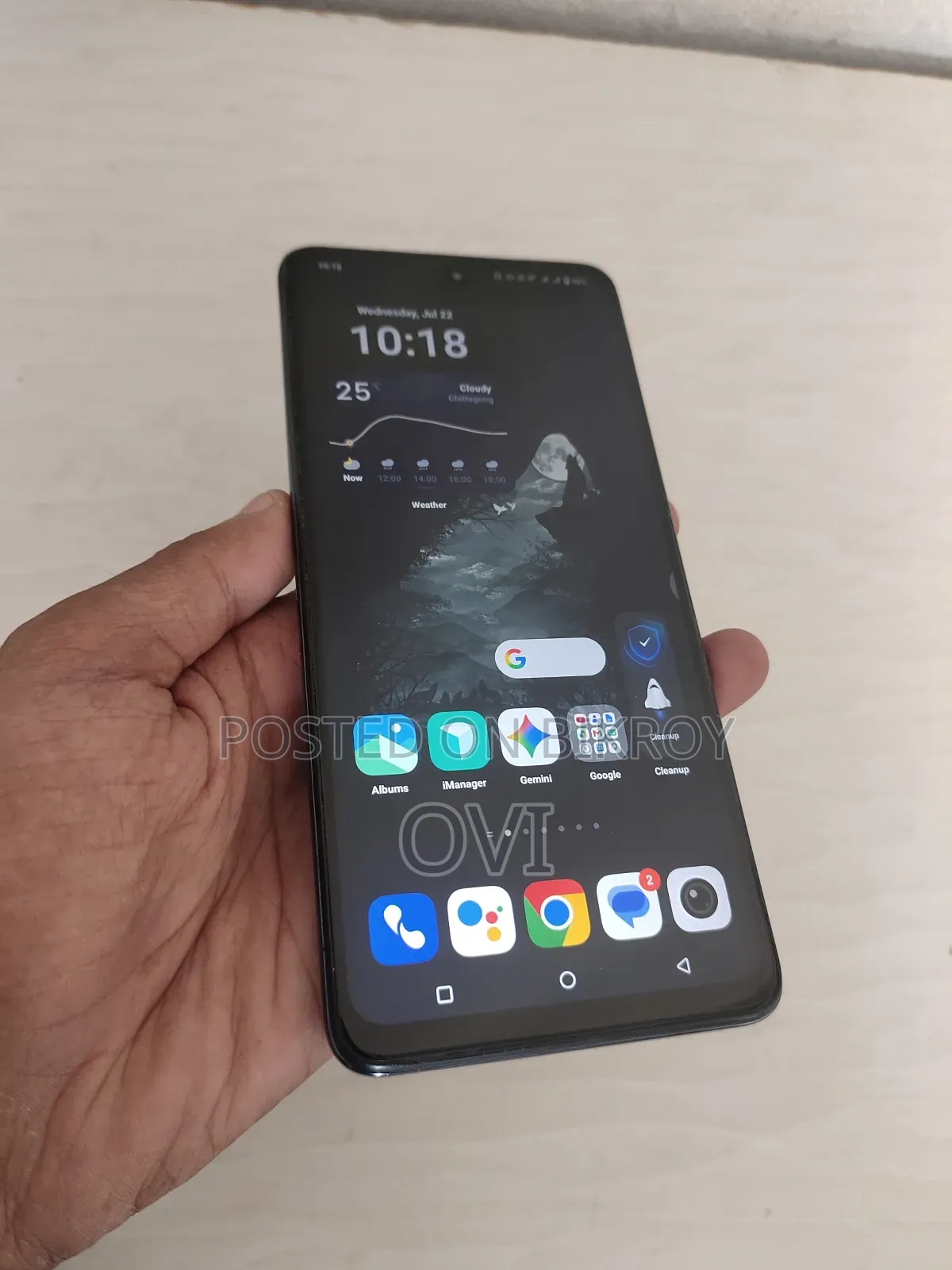 iQOO 8 GB Blue