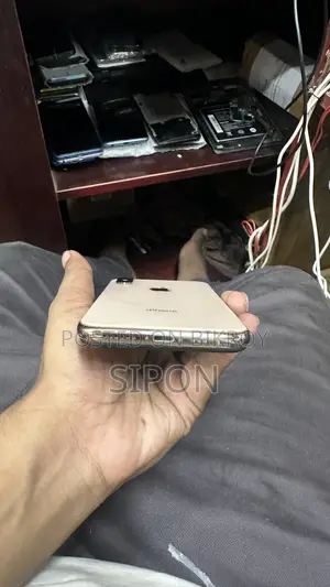Apple iPhone XS 64 GB Gold