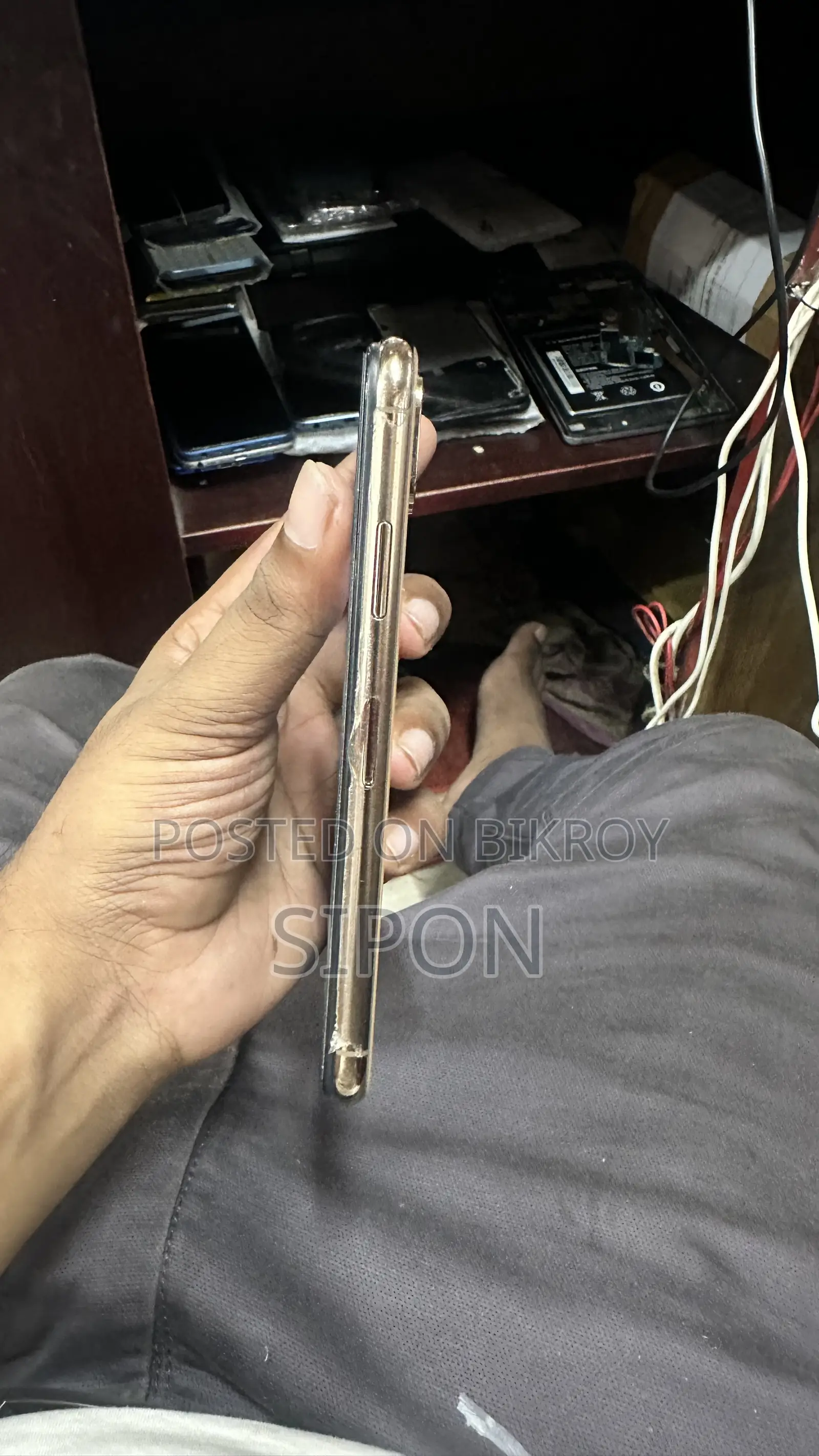 Apple iPhone XS 64 GB Gold