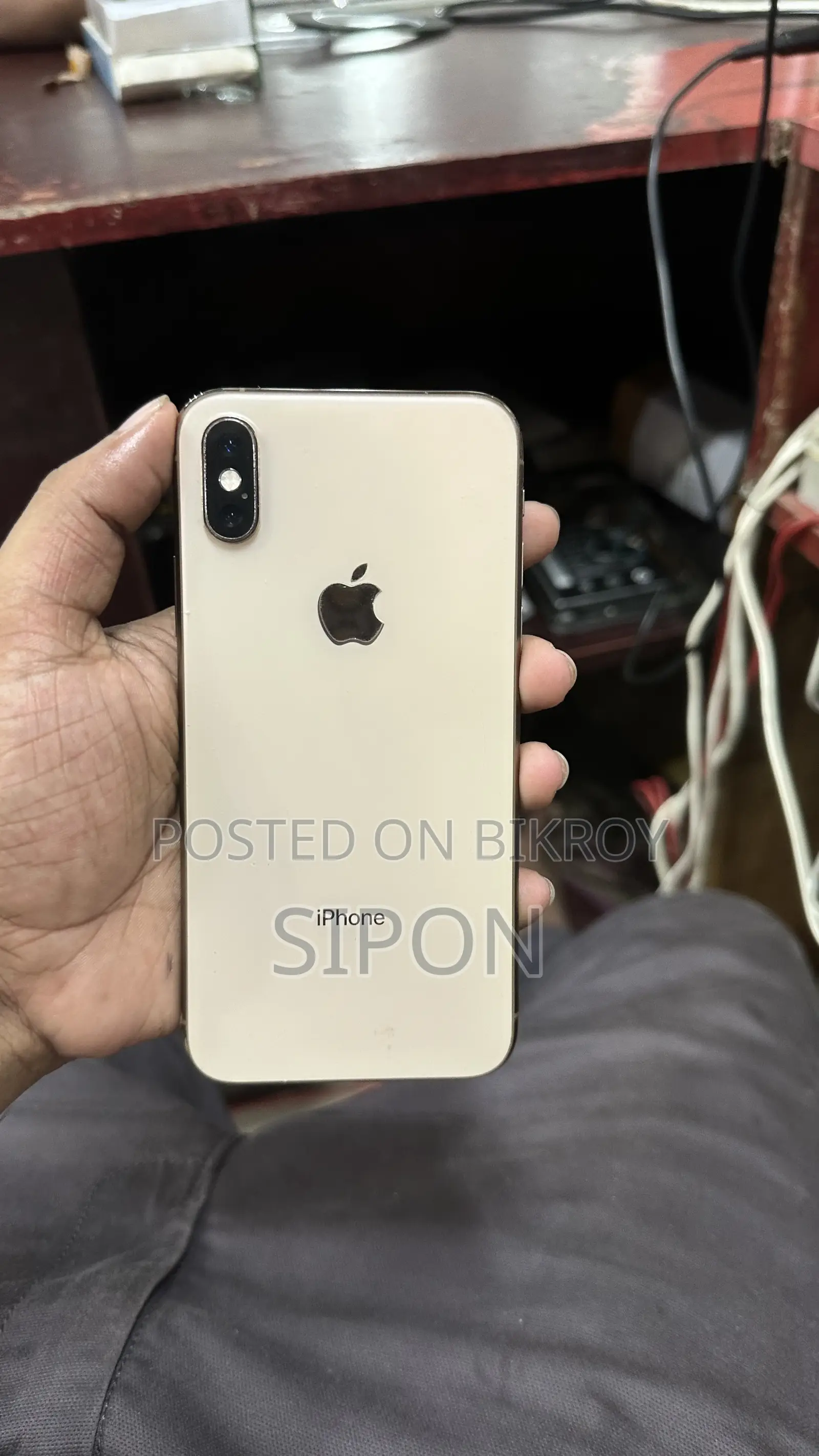 Apple iPhone XS 64 GB Gold