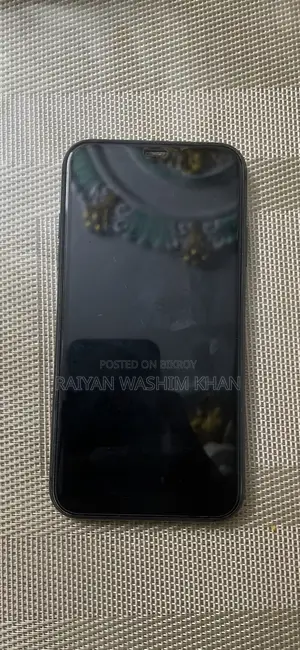 Apple iPhone 11 64 GB Black