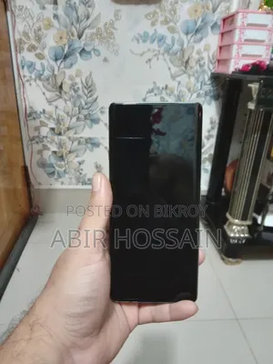 টেকনো ক্যামন ৪০ প্রো ৫জি ২৫৬ জিবি গোল্ড