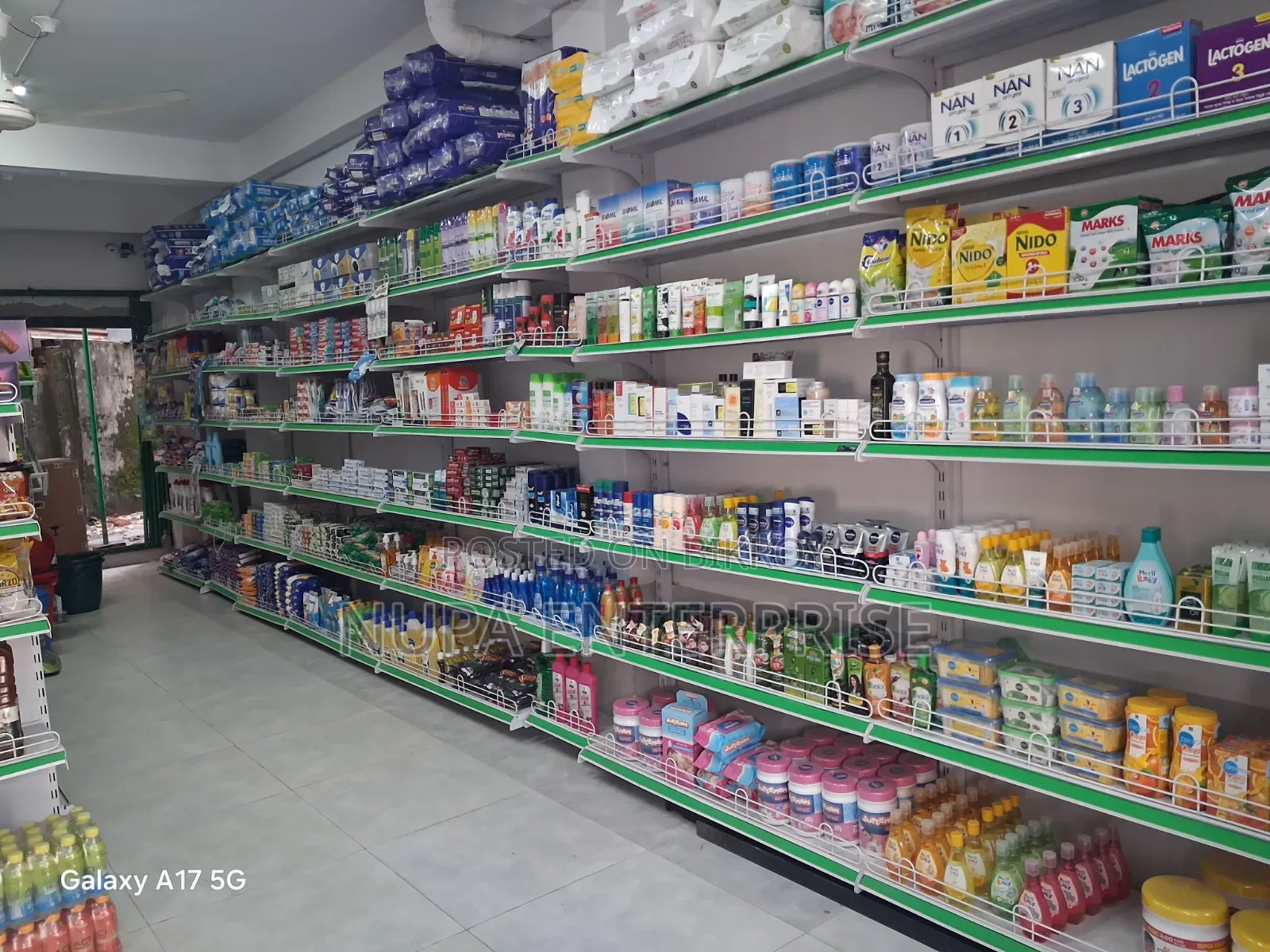 Budget Super Shop Solution Wall Mounted Gondola Rack