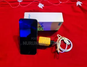 Vivo Y৫০ ১২৮ GB নীল