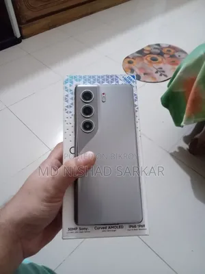 টেকনো ক্যামন ৪০ প্রো ৫জি ২৫৬ জিবি গোল্ড