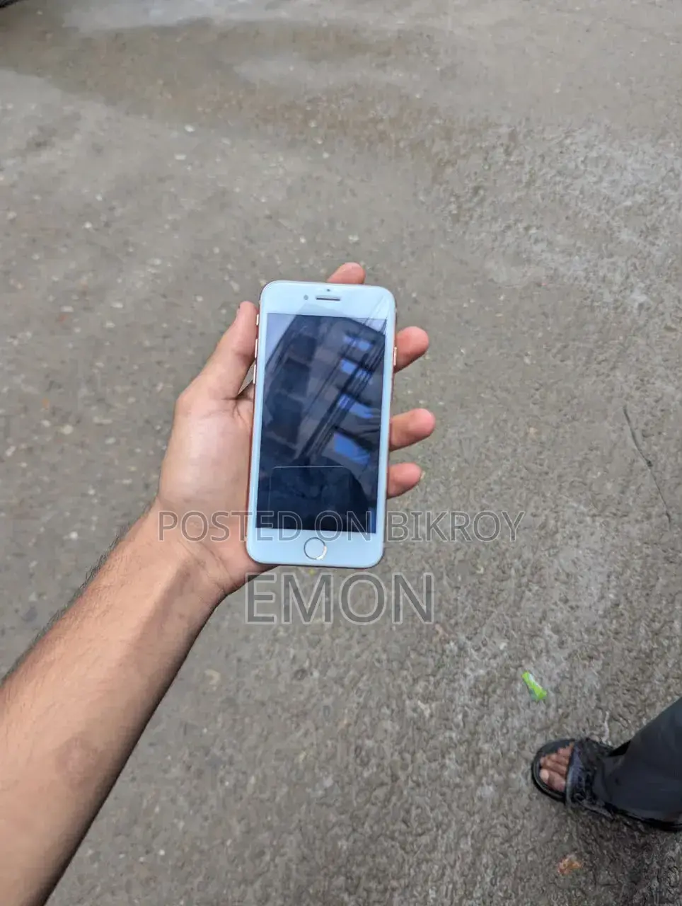 অ্যাপল আইফোন ৮ ৬৪ জিবি পিংক